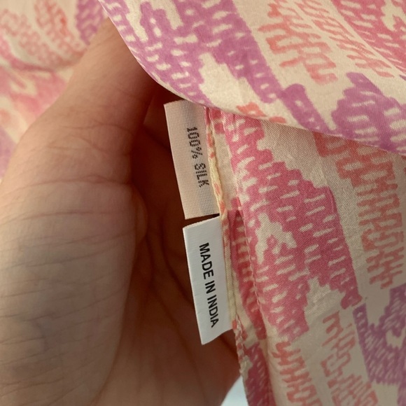 Matta XS Pink Purple Print 100% Silk Blouse classic elegant lightweight - Picture 6 of 12